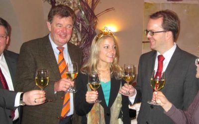 Rinderspacher trifft neue fränkische Weinkönigin