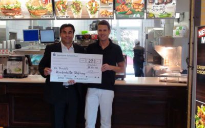 JU spendet an McDonald´s Kinderhilfestiftung