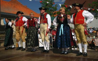 Rosenköstlichkeiten, Wirtshaussingen und Blick hinter die Kulissen