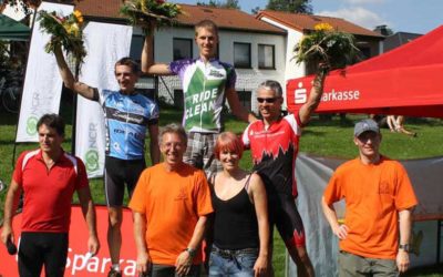 Jochen Weisenseel gewinnt Deutschen Sparkassen Mountainbike-Marathon