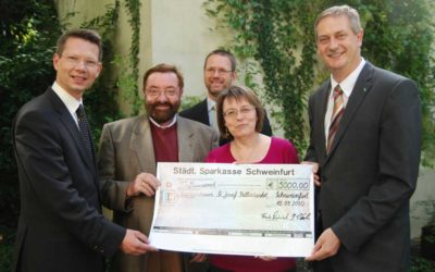 Erfolgreiche Benefiz-Schwimmstaffel mit Thomas Lurz brachte 5000 Euro für die Palliativstation