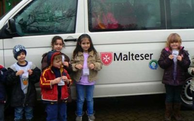 Aktion zum „Weltkindertag“ – Malteser verteilen Reflektoren