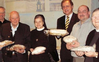 Bäckerinnung spendet wieder Christstollen für soziale Zwecke