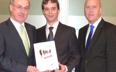 Ein besonderer Termin bei der Sparkasse Schweinfurt: Mitarbeiter Sebastian Fambach spendete Leben