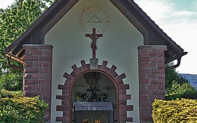 Sternwallfahrt: Gemeinsame Bittprozession zur Wendelinuskapelle Stangenroth