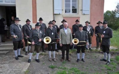 Die Gerolzhöfer Jagdhornbläsergruppe auf großer Fahrt