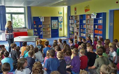 Geldersheim: Offizielle Einweihung der Schulbücherei