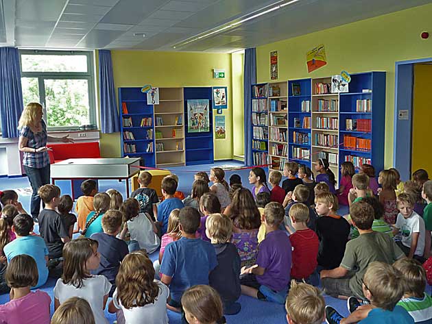 Geldersheim: Offizielle Einweihung der Schulbücherei