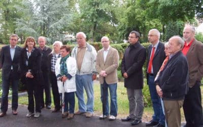 Kranzniederlegung an Fritz Soldmanns Grab