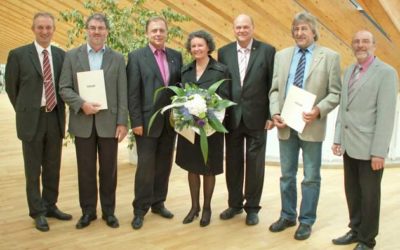 Dankurkunden für drei Persönlichkeiten aus dem Landkreis