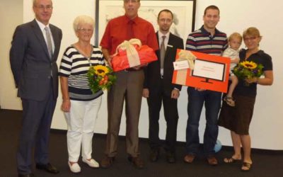 PS-Gewinner bei der Sparkasse Schweinfurt – Sandra Düssel-Wehner und Liselotte Schäfer gewinnen Sachpreise im Gesamtwert von 2.900 Euro