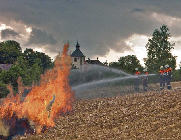 Frauen in die Feuerwehr