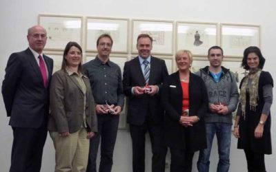 Gewinnspiel im Rahmen der 3. Schweinfurter Immobilientage: Glückliche Gewinner bei der Sparkasse Schweinfurt