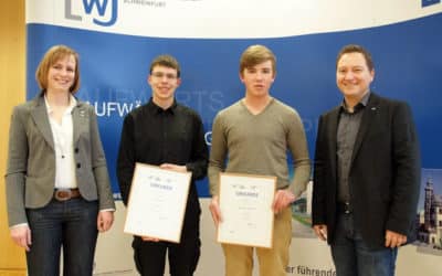 Max Regener vom Walther Rathenau Gymnasium Schweinfurt ist Kreissieger beim Wissensquiz „Wirtschaftswissen im Wettbewerb“
