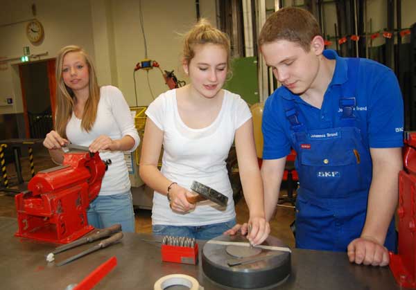 SKF Schweinfurt begrüßte 26 junge Mädchen beim Girls‘ Day