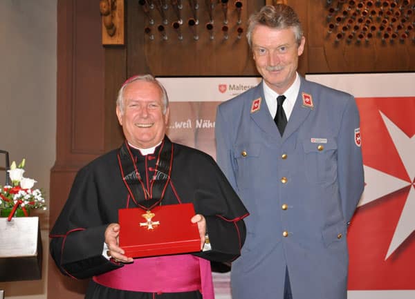 50 Jahre Malteser in der Diözese Würzburg: „Gut zu wissen, dass Sie da sind!“ – Höchster Orden für Bischof Friedhelm