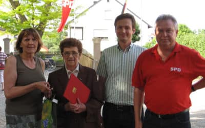 Töpper würdigt Ausnahmegenossin in Geldersheim