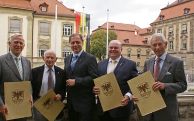 Ehrenurkunden für vier Bürger des Landkreises Schweinfurt