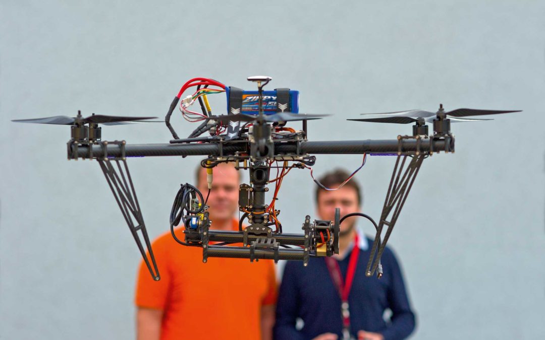 Zu Anfang gab‘s Bruch – Johannes Stumpf und Frank Tonat sind flightrobotix