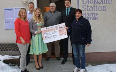 Schwebheimer Planpaare übergeben Spende an die Diakonie