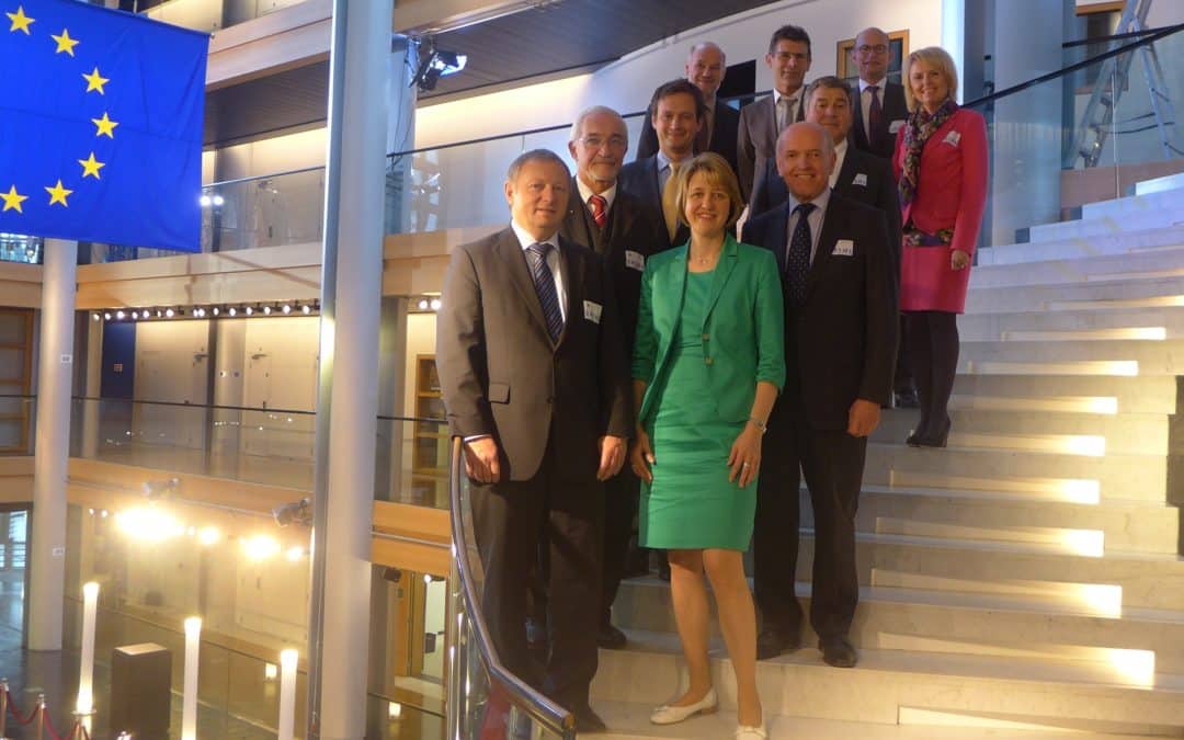 Unterfränkische Landräte zum politischen Austausch im Europäischen Parlament in Straßburg