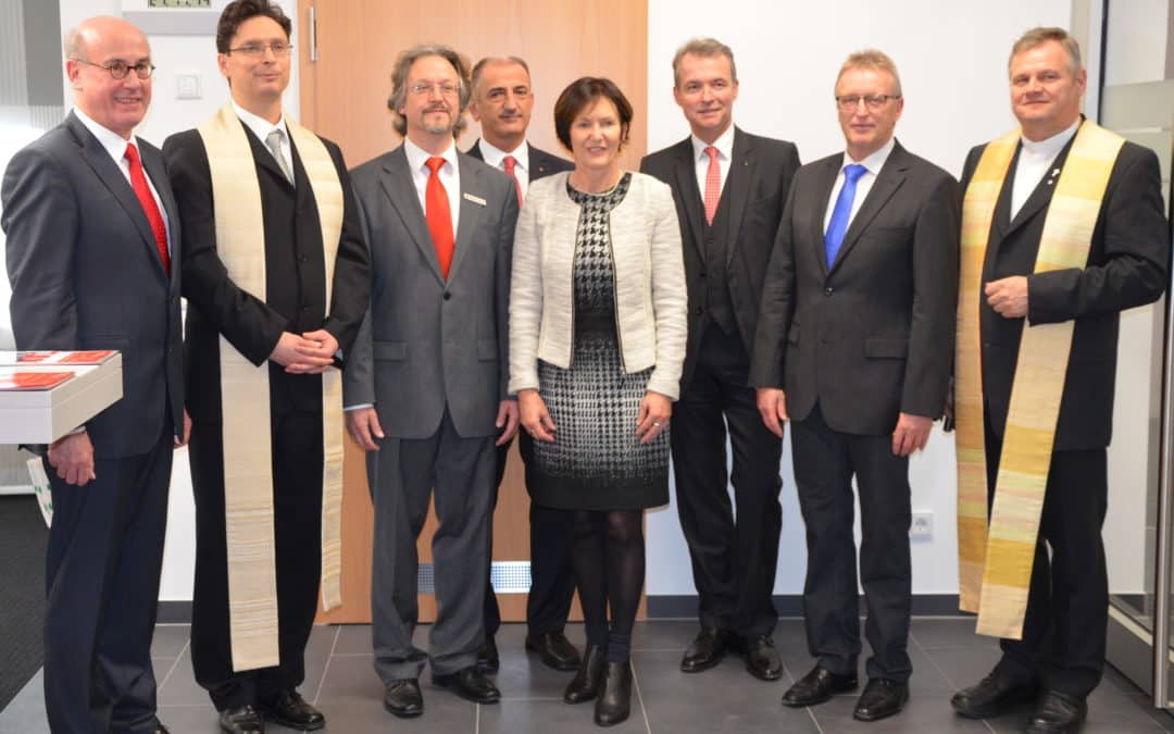 Erstes Gebäude der „Neuen Mitte Bergrheinfeld“ fertiggestellt: Sparkassen-Filiale offiziell eingeweiht