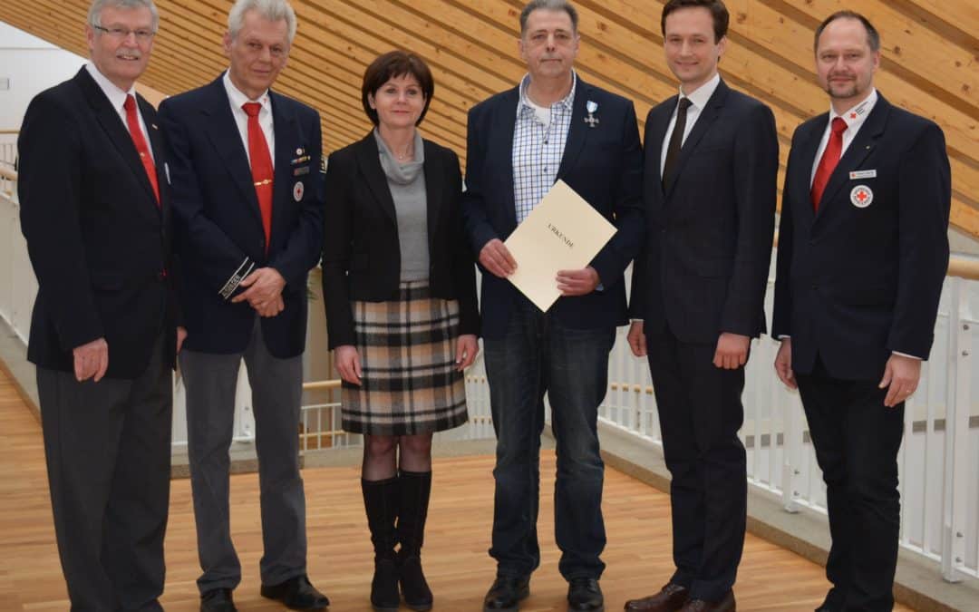 Ehrung für aktiven Dienst beim BRK