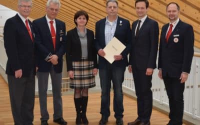 Ehrung für aktiven Dienst beim BRK