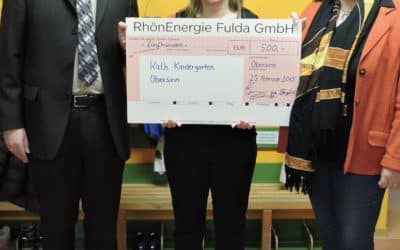 RhönEnergie fördert neue Leuchten im Kindergarten Obersinn