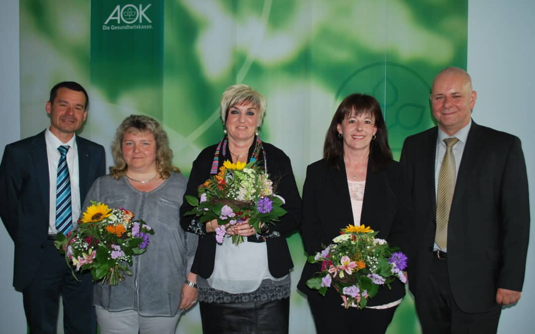 Drei Langjährige AOK-Mitarbeiterinnen begehen 25-jähriges Dienstjubiläum