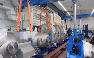 Mit einem Luftkissen ins Labor:  Arnold Schwerlast transportiert 25 Tonnen schwere „Neutrino-Waage“