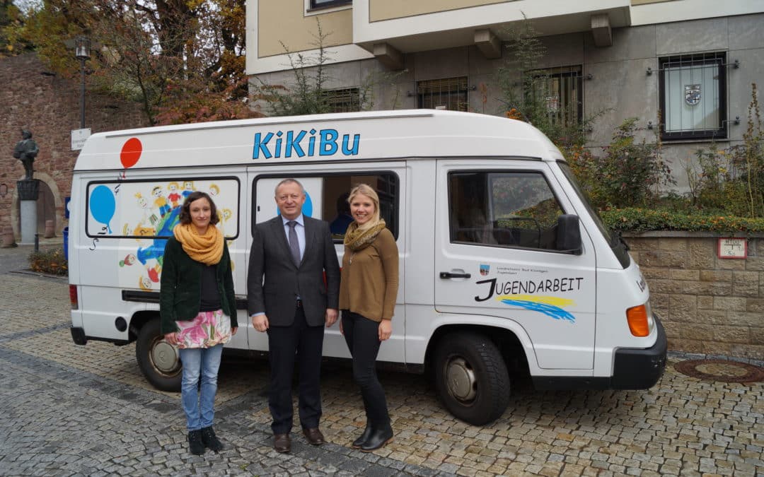 Der KIKIBU rollt wieder – Neues Team mit dem Spielbus unterwegs