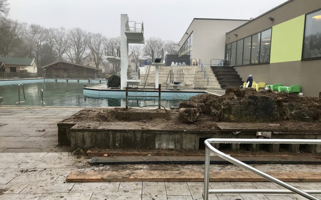 Neue Terrasse und Wlan-Zugriff im Gerolzhöfer Schwimmbad Geomaris