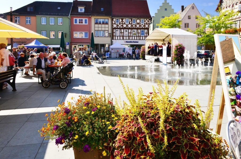 Mellerschter Herbst mit verkaufsoffenem Sonntag, Händlermarkt, Flohmarkt und vielem mehr am Sonntag, den 30. September