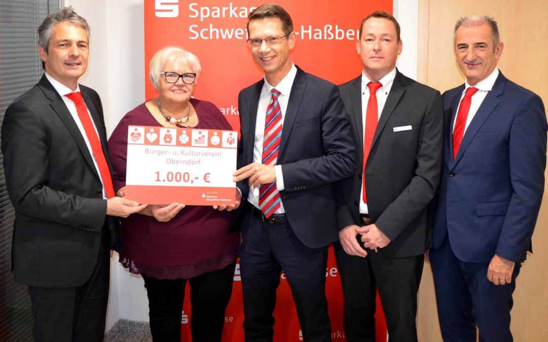 Wiedereröffnung nach Brandschaden: Sparkassenfiliale Oberndorf erstrahlt in neuem Glanz
