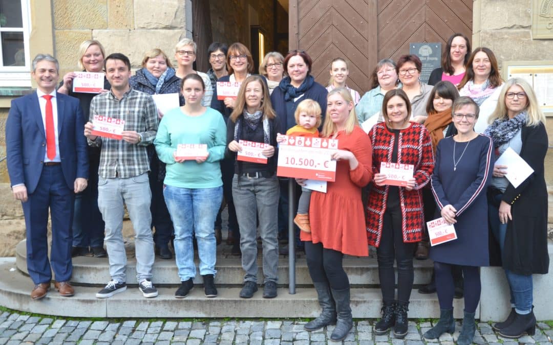 Sparkasse Schweinfurt-Haßberge spendet über 10.000 Euro an Kindergärten aus dem Landkreis Haßberge