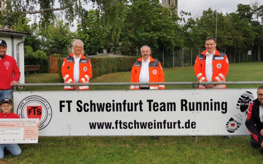 Scheckübergabe an BRK-Kreisbereitschaftsleitung