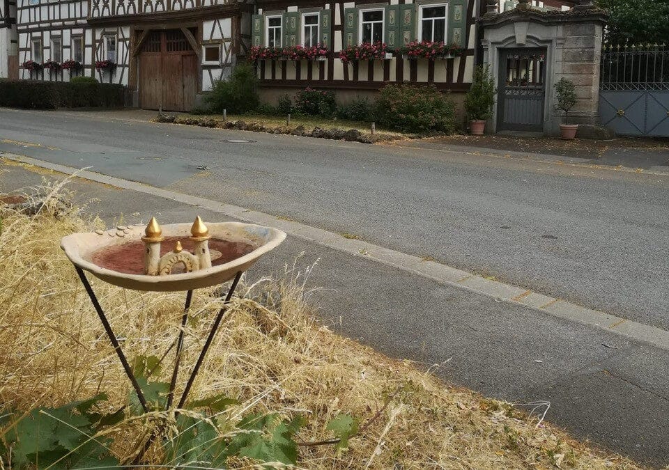 Kreisverband Gartenbau weist auf die Not der Tierwelt im trockenen Frühsommer hin