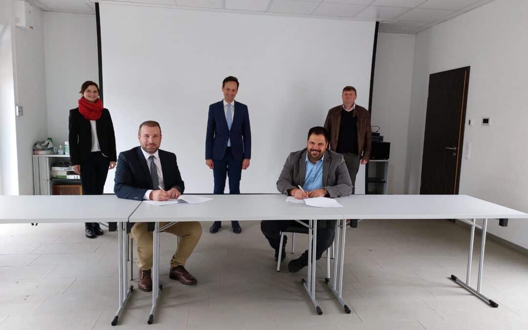 Vertraglich fix: Bürgernahe Wertstofferfassung in Üchtelhausen und Schonungen