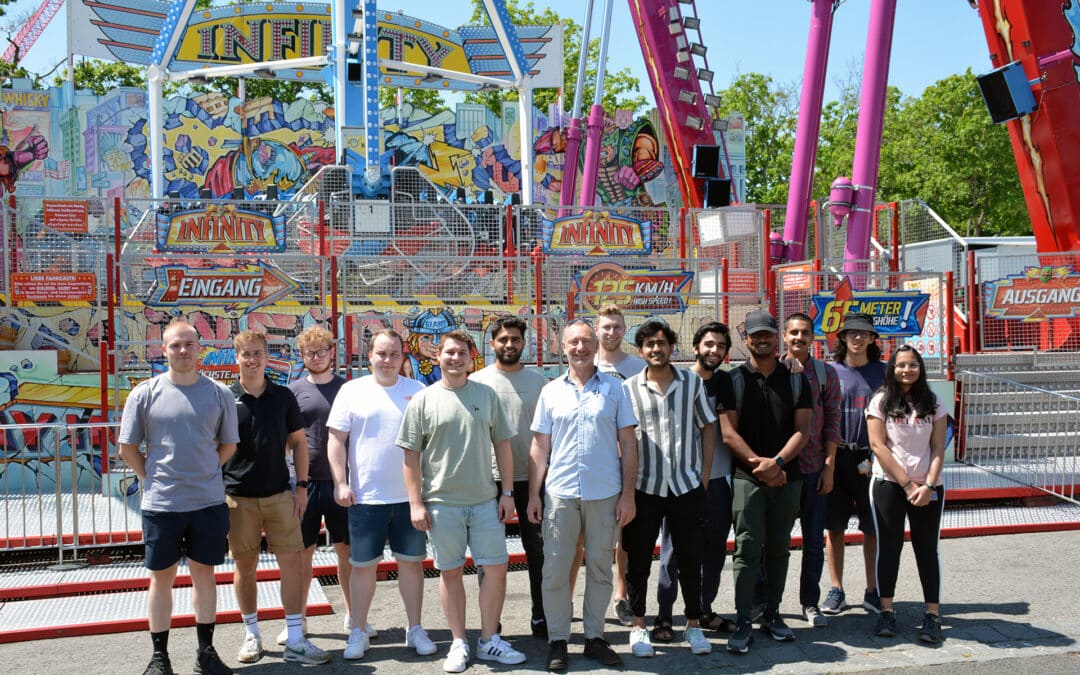 Schweinfurter Volksfest: THWS-Studierende untersuchen Mechanik von Fahrgeschäften