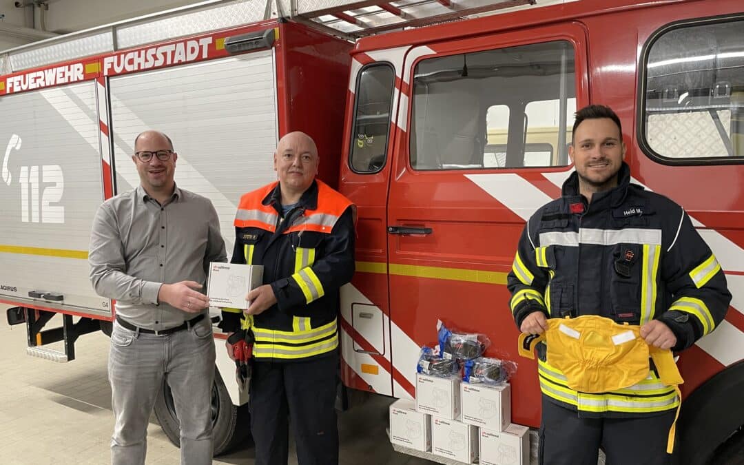 Gesichtsmasken mit Atemschutz und sechs Schutzbrillen überreicht