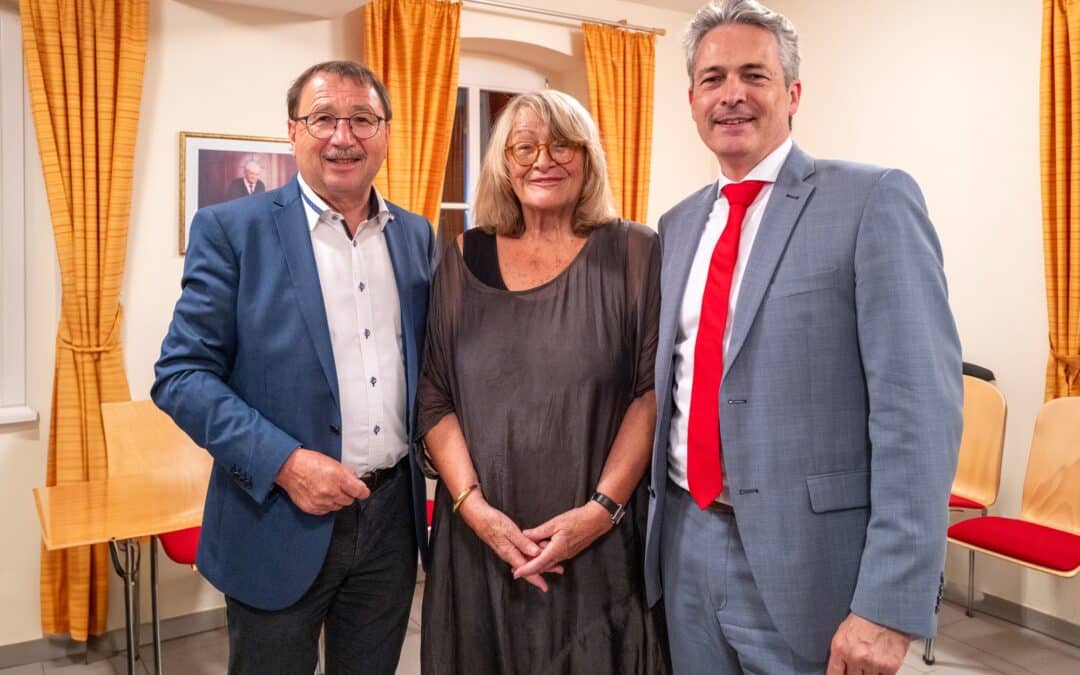 Buchvorstellung zur jüdischen Geschichte Oberlauringens: Sparkasse unterstützt das Projekt mit 2.500 Euro