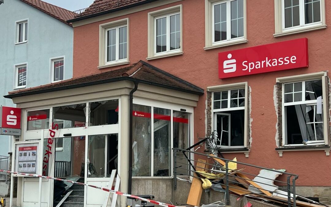 Sparkasse Stadtlauringen: Geldautomat gesprengt