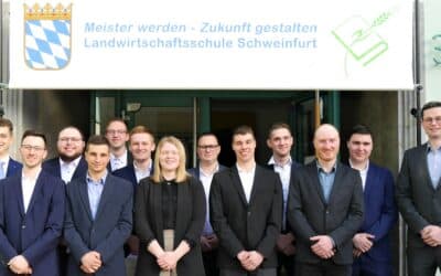 Die Landwirtschaftsschule Schweinfurt feiert ihre 13 Absolventen aus Unterfranken