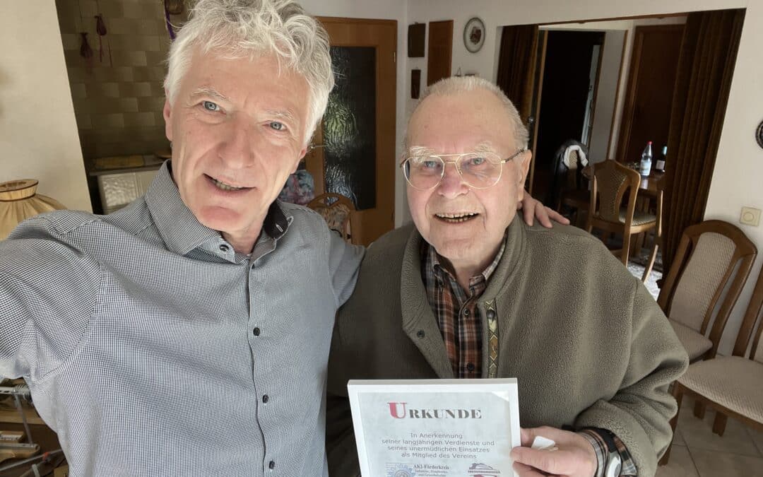 AKI Urgestein wird Ehrenmitglied