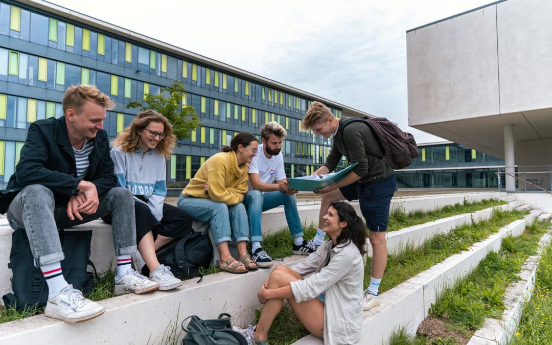 Das Studierendenleben kennenlernen beim Schnupperstudium an der THWS