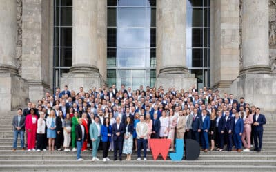 Wirtschaftsjuniorin Lisa Horna im direkten Dialog mit der Politik