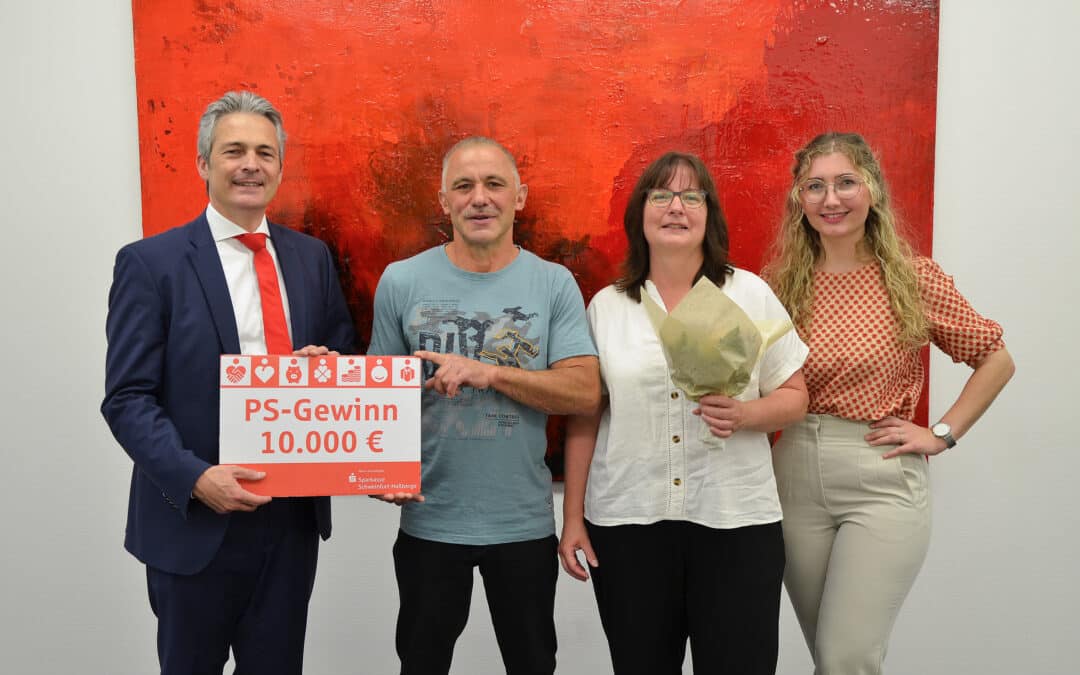 Kunde der Sparkasse Schweinfurt-Haßberge gewinnt 10.000 Euro beim PS-Sparen