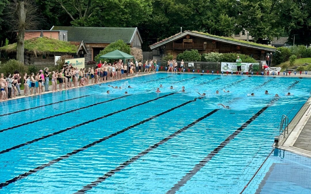 Swim&Run im Schwimmbad Geomaris
