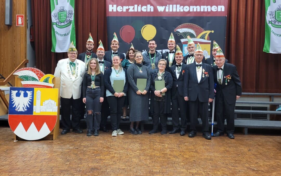 Die Antöner Narrenelf startet schwungvoll in die närrische Session